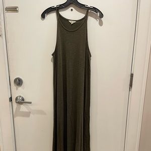 Madewell summer midi dress in dark olive green, Size M